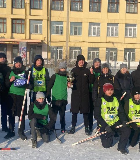 Турнир по хоккею на валенках